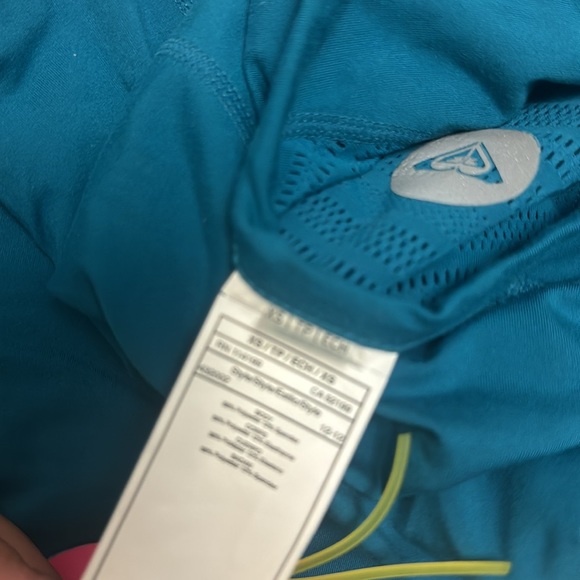 NWT Roxy Top - Picture 3 of 3